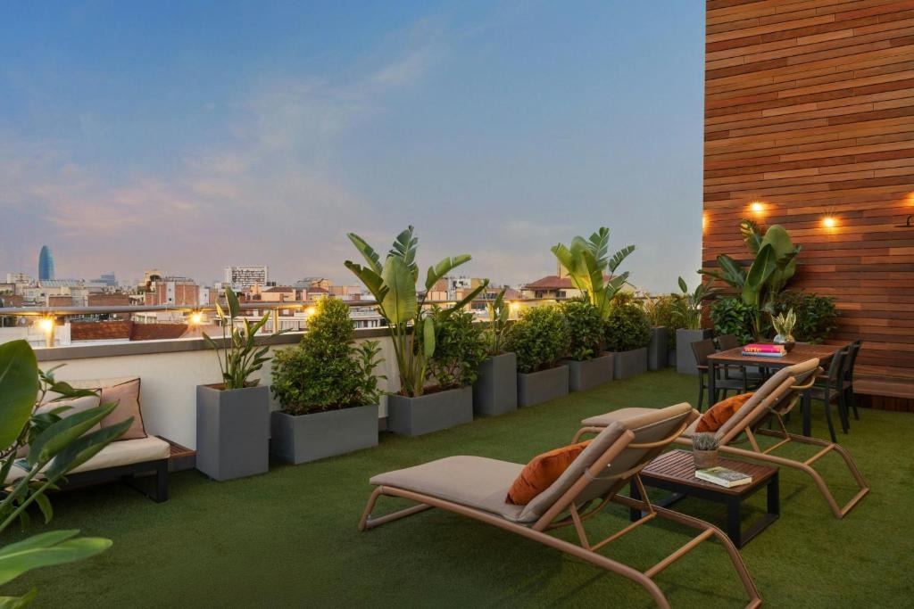 هتل  رنسانس بارسلون